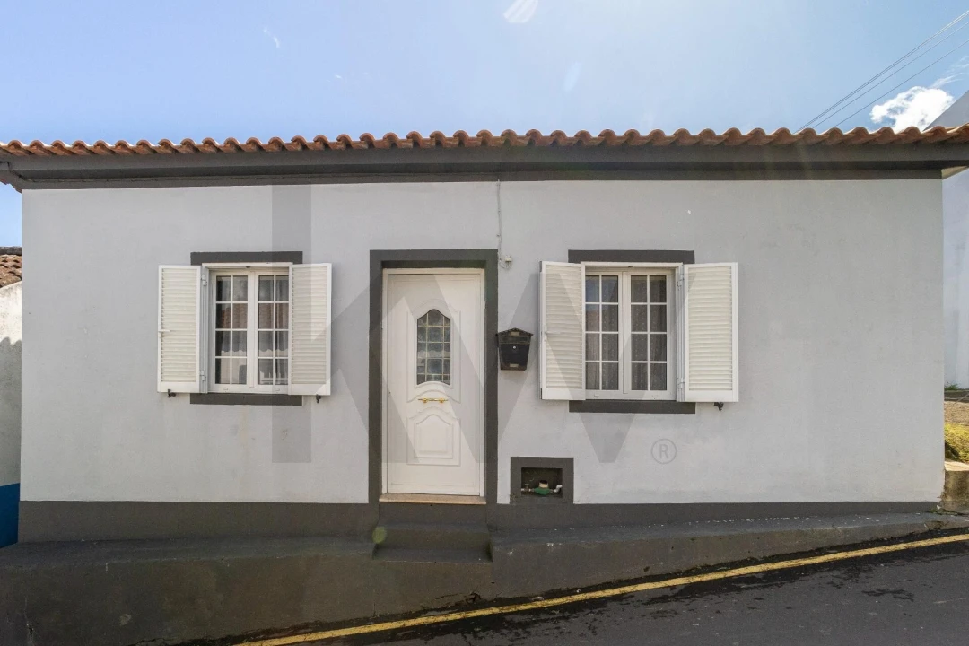 Moradia T3 para Venda em Santana Foto 4