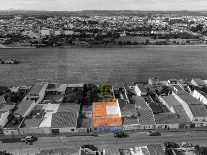 Moradia T2 para Venda em Almeirim Foto 6