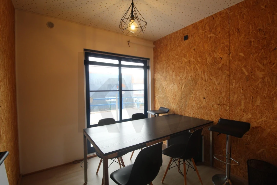 Escritório para Arrendamento em São Domingos de Rana Foto 13