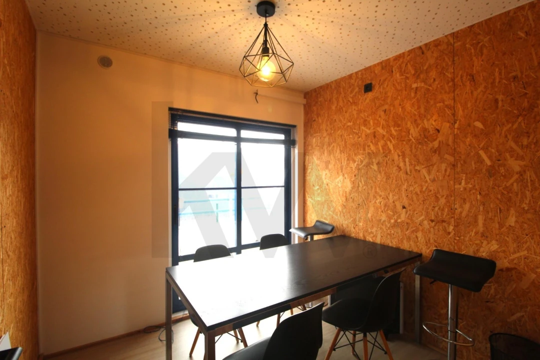 Escritório para Arrendamento em São Domingos de Rana Foto 12