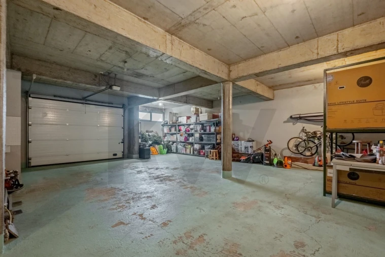 Moradia T4 para Venda em Funchal (Santa Maria Maior) Foto 32