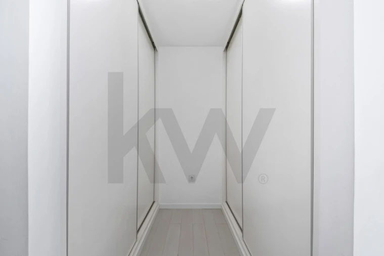 Moradia T4 para Venda em Funchal (Santa Maria Maior) Foto 13