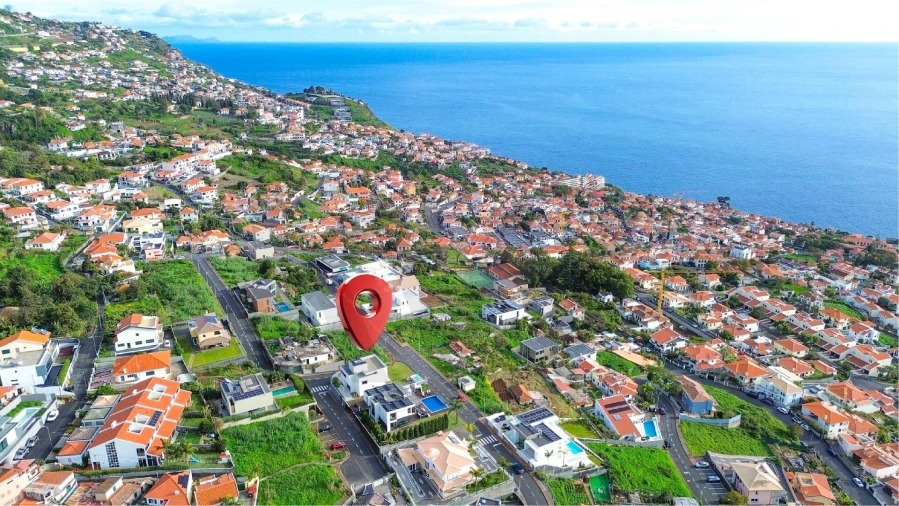 Moradia T4 para Venda em Funchal (Santa Maria Maior) Foto 42