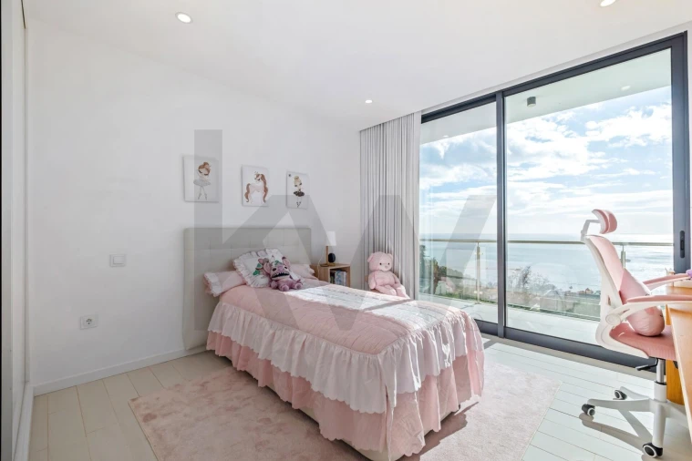 Moradia T4 para Venda em Funchal (Santa Maria Maior) Foto 14