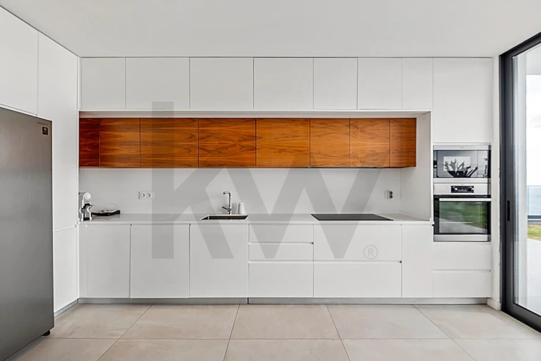 Moradia T4 para Venda em Funchal (Santa Maria Maior) Foto 20