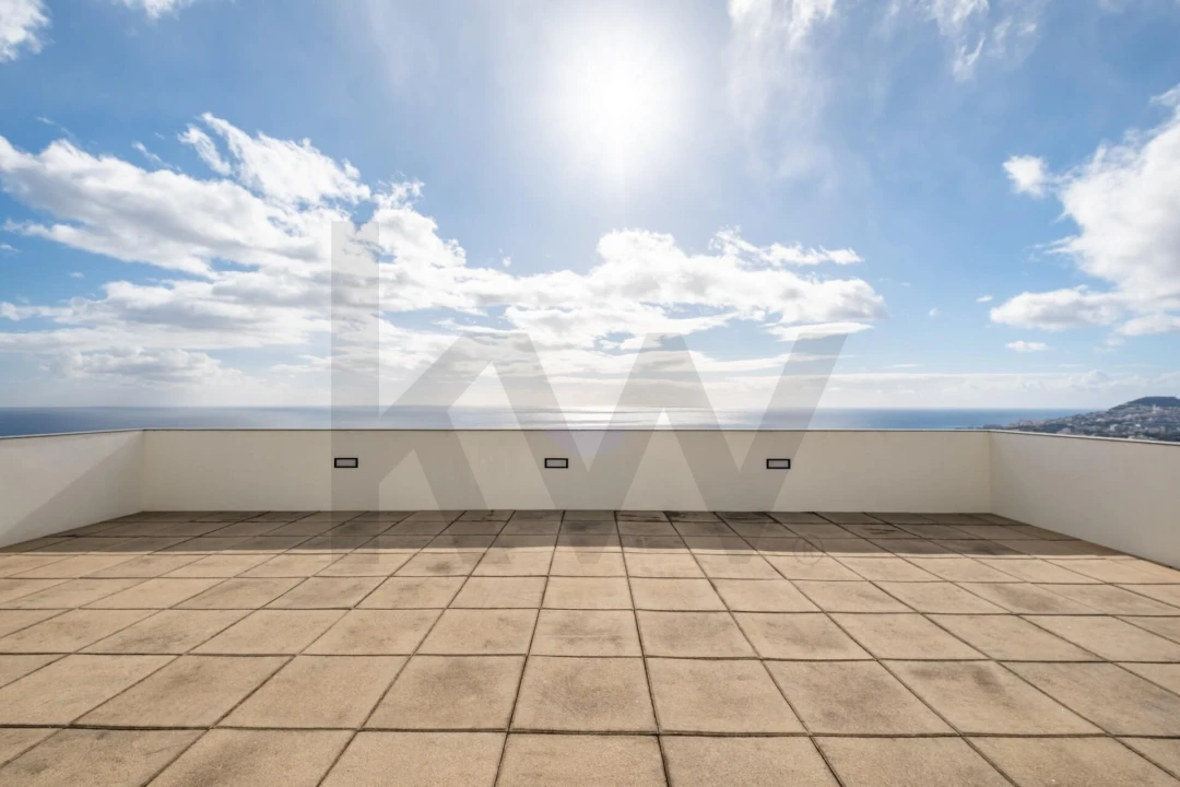 Moradia T4 para Venda em Funchal (Santa Maria Maior) Foto 33