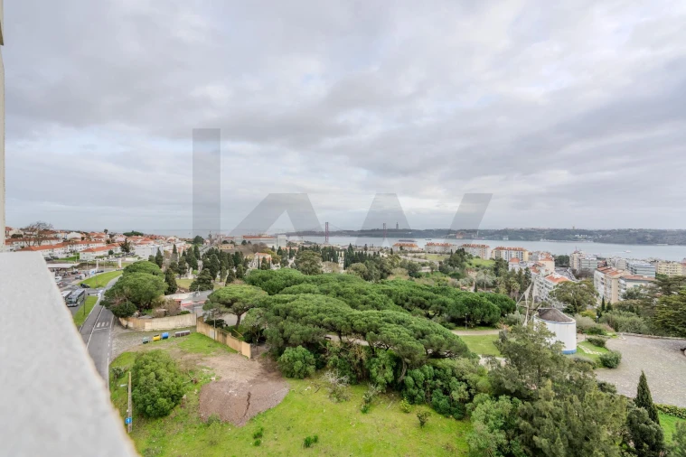 Apartamento T2 para Arrendamento em Belém Foto 26
