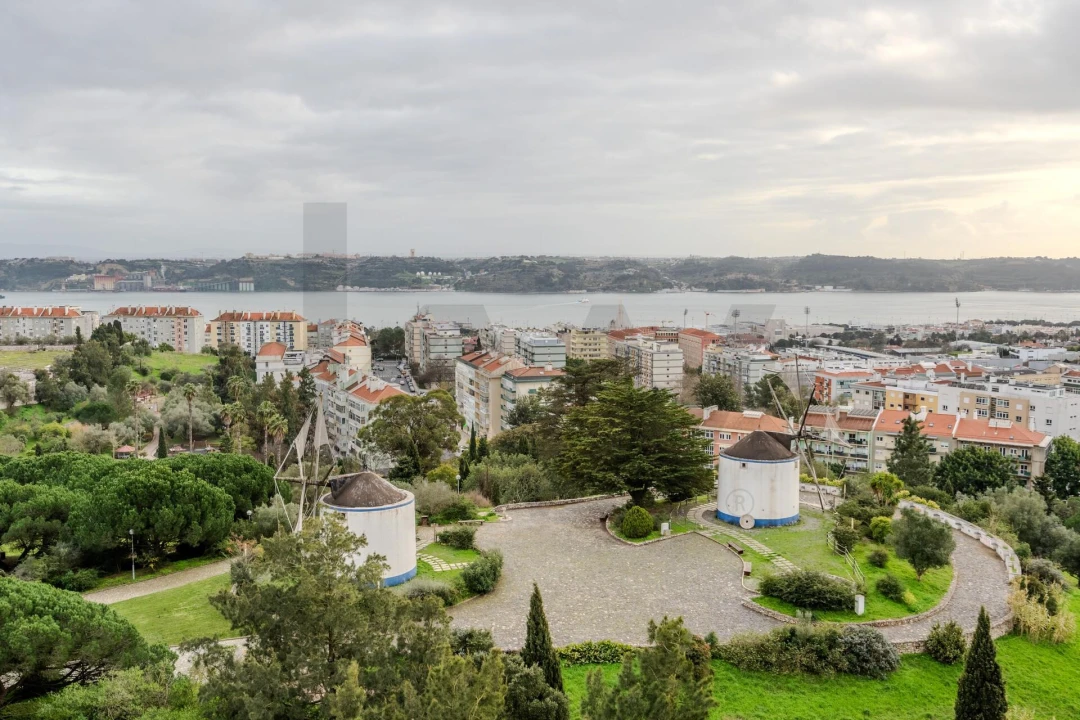 Apartamento T2 para Arrendamento em Belém Foto 32