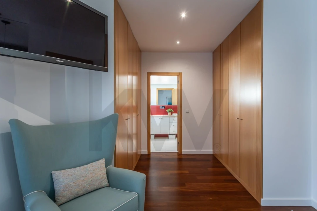 Moradia T4 para Venda em Pontinha e Famões Foto 43