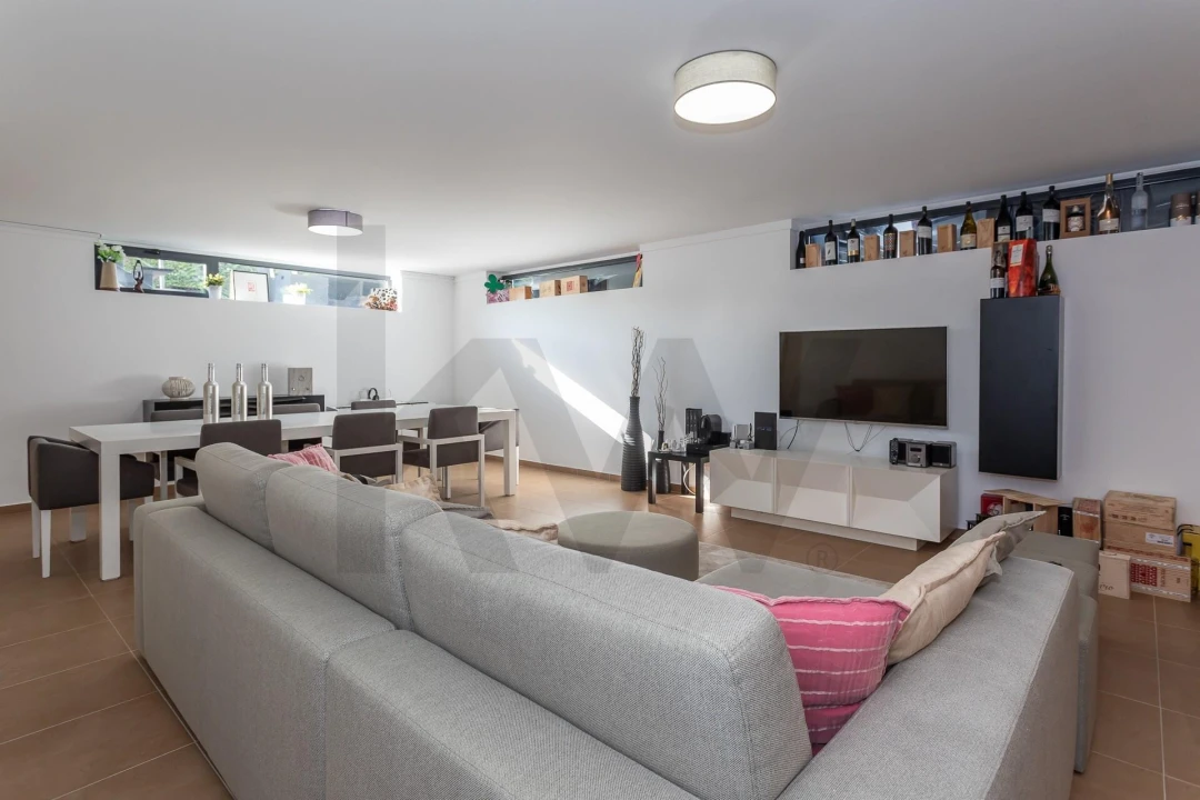 Moradia T4 para Venda em Pontinha e Famões Foto 67