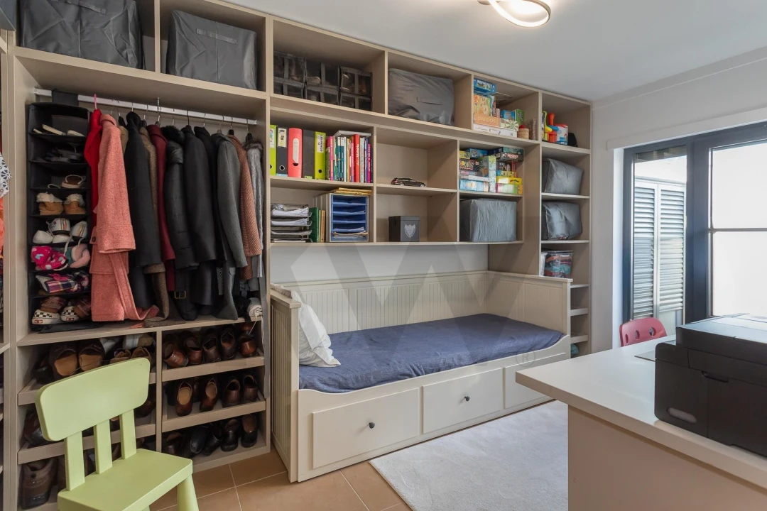 Moradia T4 para Venda em Pontinha e Famões Foto 72