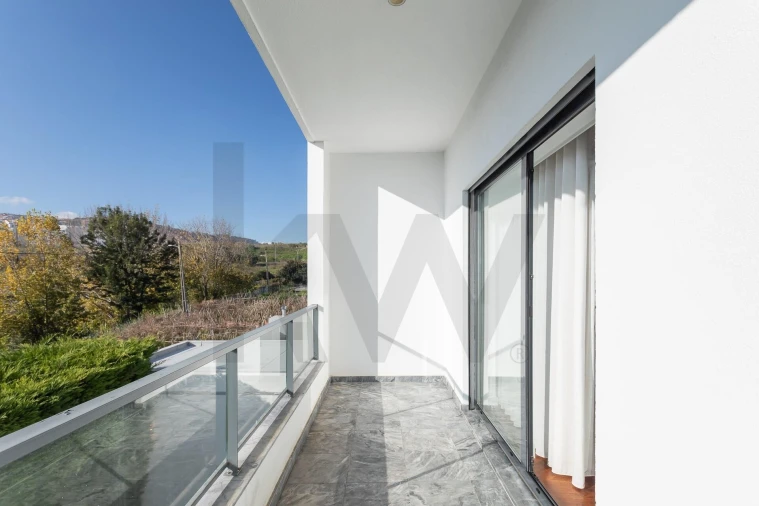 Moradia T4 para Venda em Pontinha e Famões Foto 57