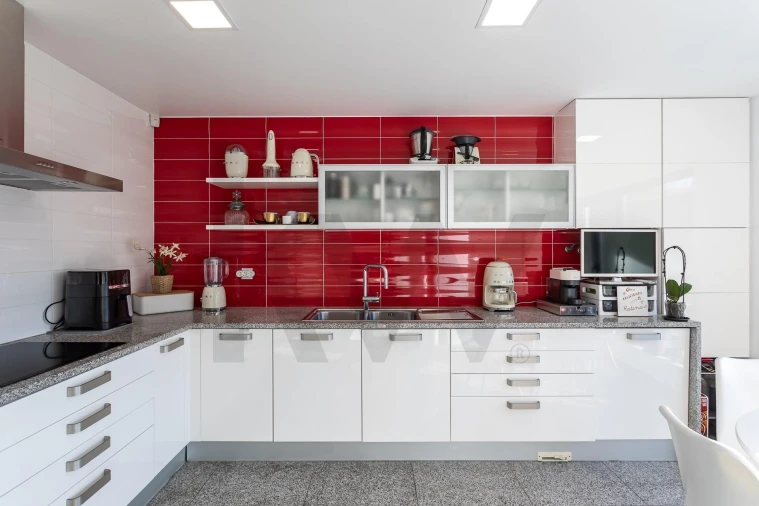 Moradia T4 para Venda em Pontinha e Famões Foto 23