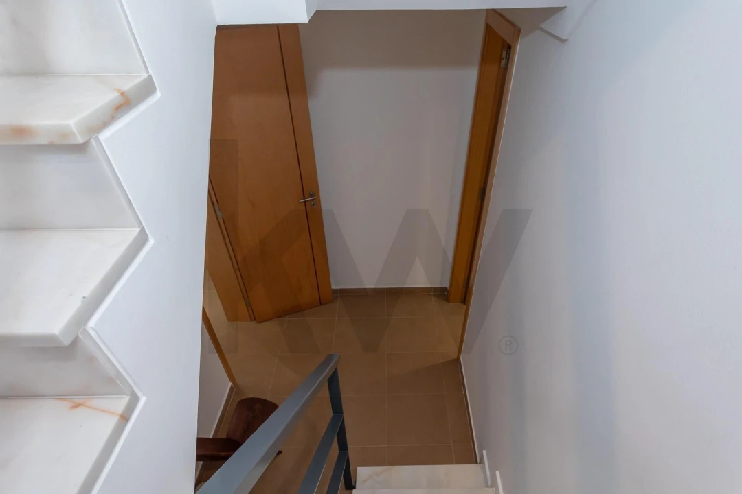 Moradia T4 para Venda em Pontinha e Famões Foto 64