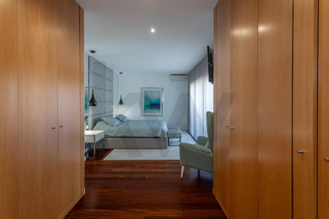 Moradia T4 para Venda em Pontinha e Famões Foto 47