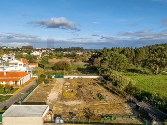 Moradia T4 para Venda em Alcoentre Foto 57