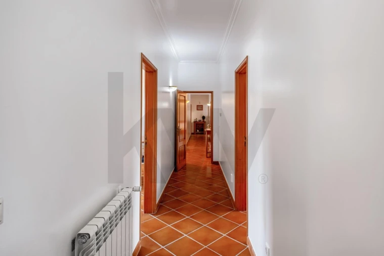 Moradia T4 para Venda em Alcoentre Foto 30