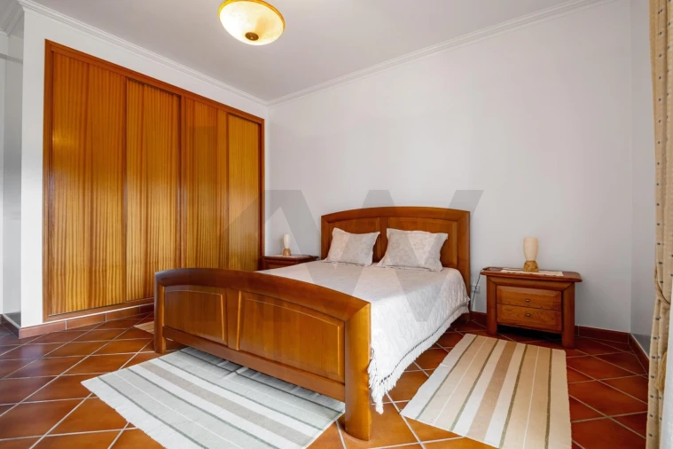 Moradia T4 para Venda em Alcoentre Foto 22