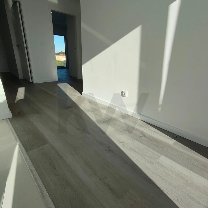 Moradia T4 para Venda em Charneca de Caparica e Sobreda Foto 25