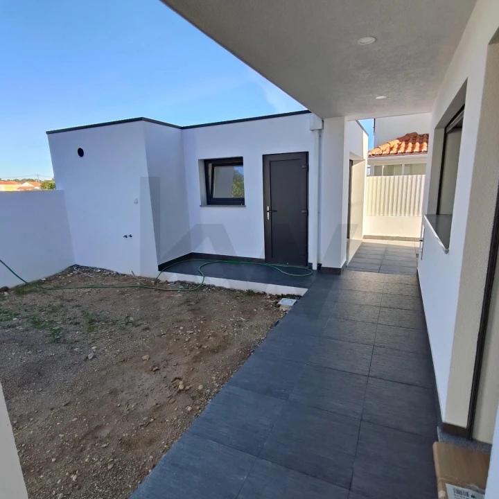 Moradia T4 para Venda em Charneca de Caparica e Sobreda Foto 17