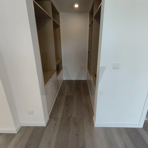 Moradia T4 para Venda em Charneca de Caparica e Sobreda Foto 51