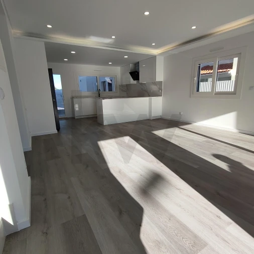 Moradia T4 para Venda em Charneca de Caparica e Sobreda Foto 4