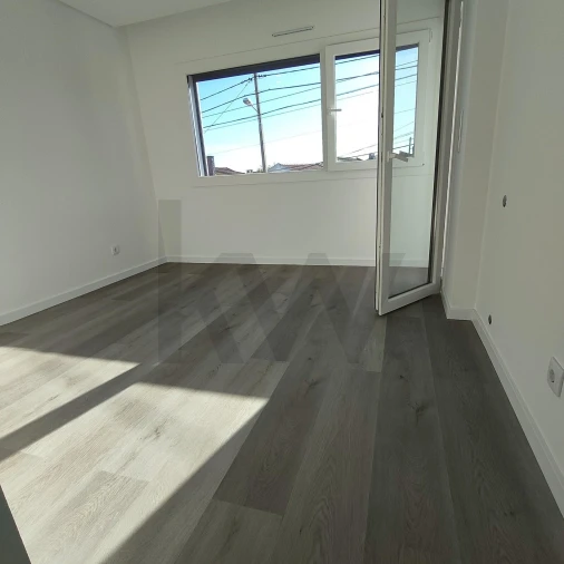 Moradia T4 para Venda em Charneca de Caparica e Sobreda Foto 35