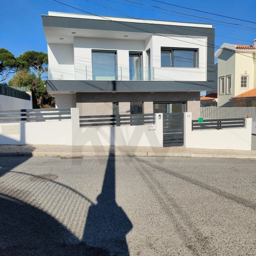 Moradia T4 para Venda em Charneca de Caparica e Sobreda Foto 3