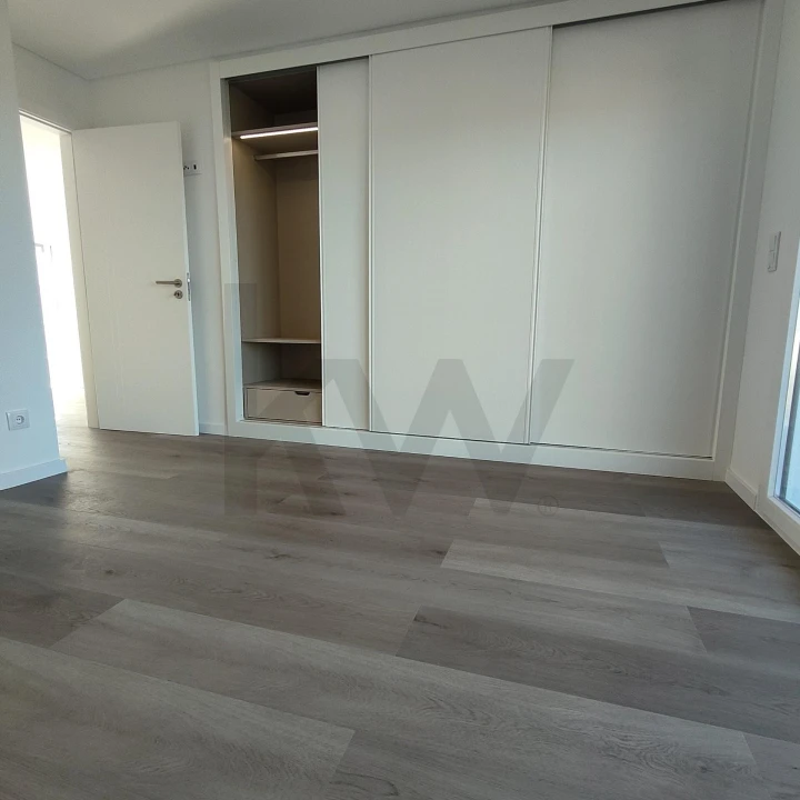 Moradia T4 para Venda em Charneca de Caparica e Sobreda Foto 43