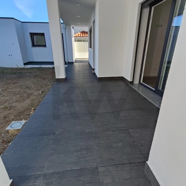 Moradia T4 para Venda em Charneca de Caparica e Sobreda Foto 16