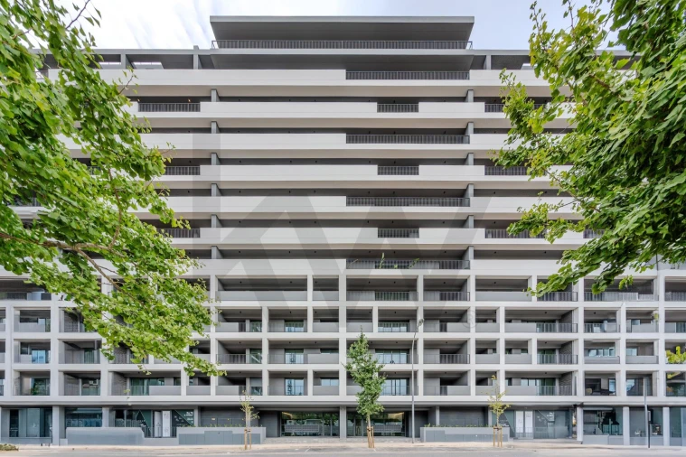 Apartamento T4 para Venda em Algés, Linda-A-Velha e Cruz Quebrada-Dafundo Foto 3