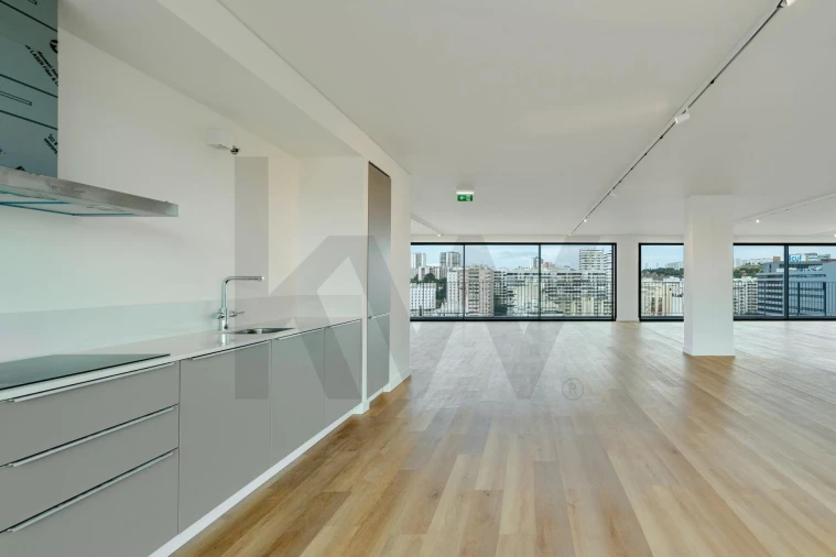 Apartamento T4 para Venda em Algés, Linda-A-Velha e Cruz Quebrada-Dafundo Foto 42