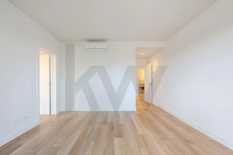 Apartamento T4 para Venda em Algés, Linda-A-Velha e Cruz Quebrada-Dafundo Foto 20