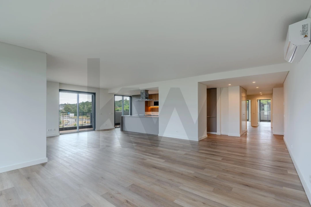 Apartamento T4 para Venda em Algés, Linda-A-Velha e Cruz Quebrada-Dafundo Foto 12