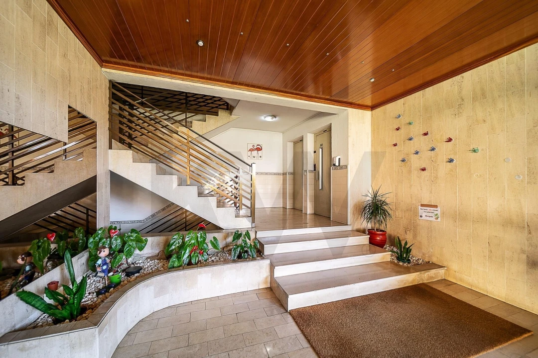 Apartamento T2 para Venda em Custóias, Leça do Balio e Guifões Foto 1