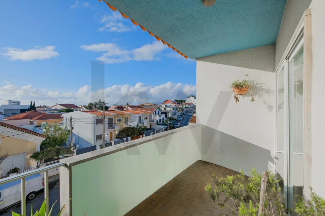 Apartamento T4 para Venda em São Domingos de Rana Foto 7