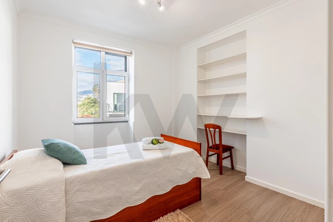 Moradia T4 para Venda em Funchal (Santa Maria Maior) Foto 44