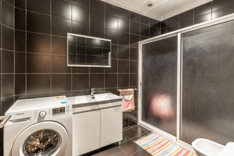 Moradia T4 para Venda em Funchal (Santa Maria Maior) Foto 16