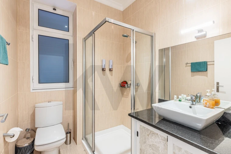 Moradia T4 para Venda em Funchal (Santa Maria Maior) Foto 43