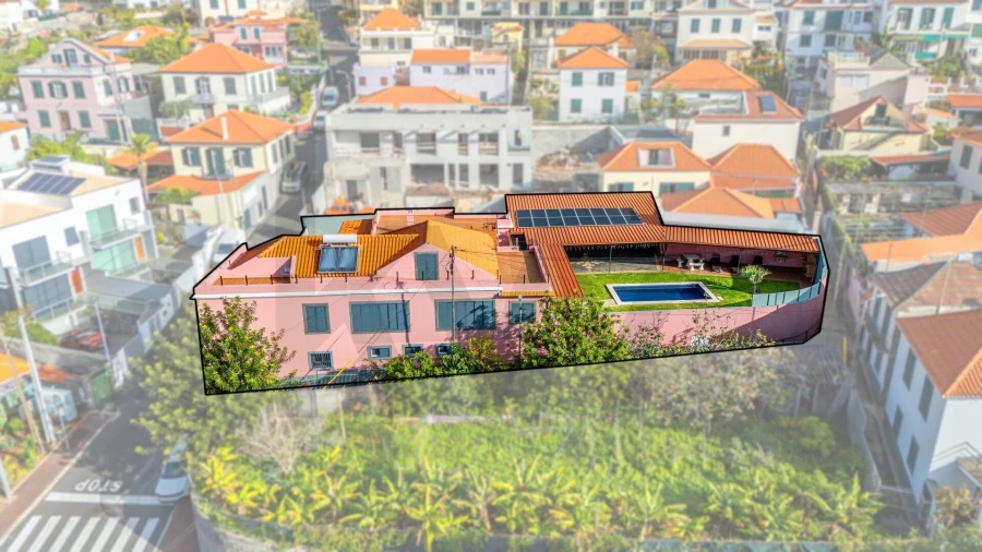 Moradia T4 para Venda em Funchal (Santa Maria Maior) Foto 51