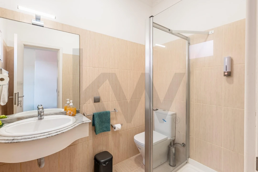 Moradia T4 para Venda em Funchal (Santa Maria Maior) Foto 37