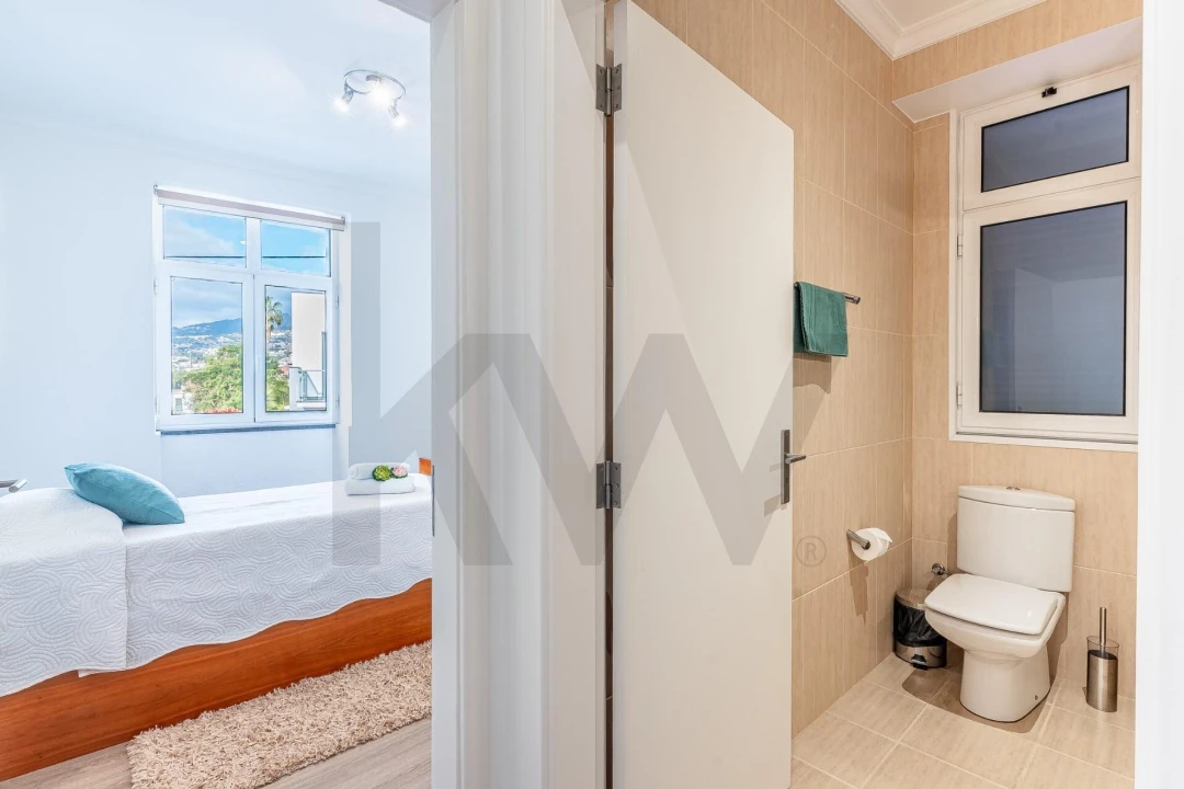 Moradia T4 para Venda em Funchal (Santa Maria Maior) Foto 42