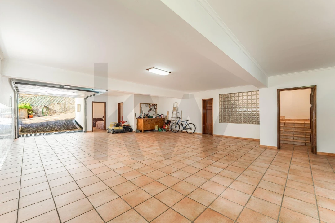 Moradia T3 para Venda em São Martinho Foto 22