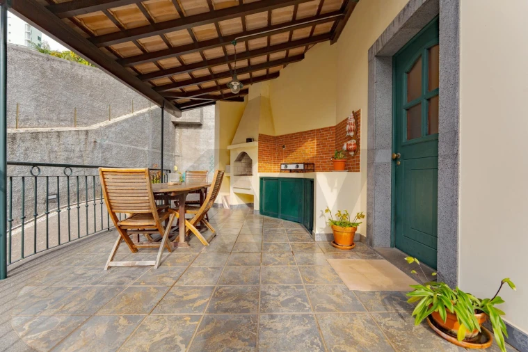 Moradia T3 para Venda em São Martinho Foto 26