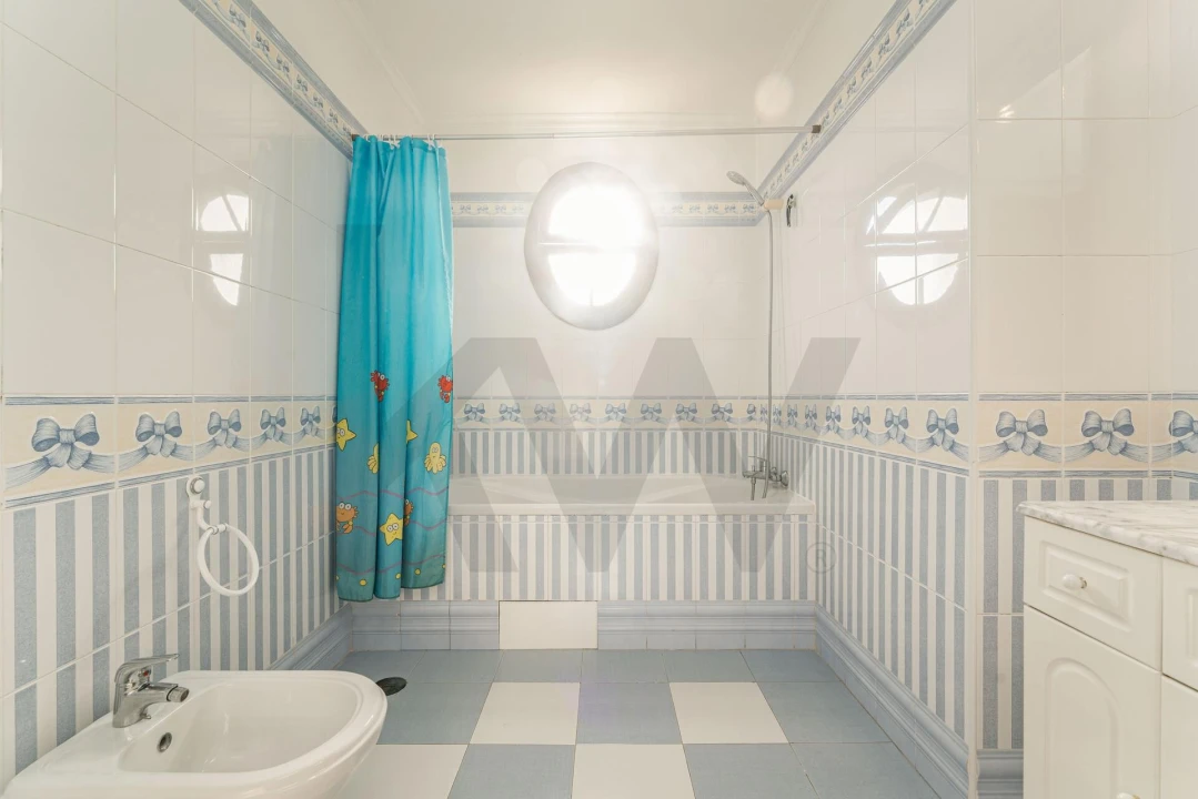 Moradia T3 para Venda em São Martinho Foto 20