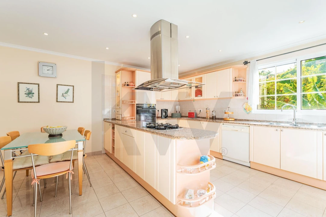 Moradia T3 para Venda em São Martinho Foto 9