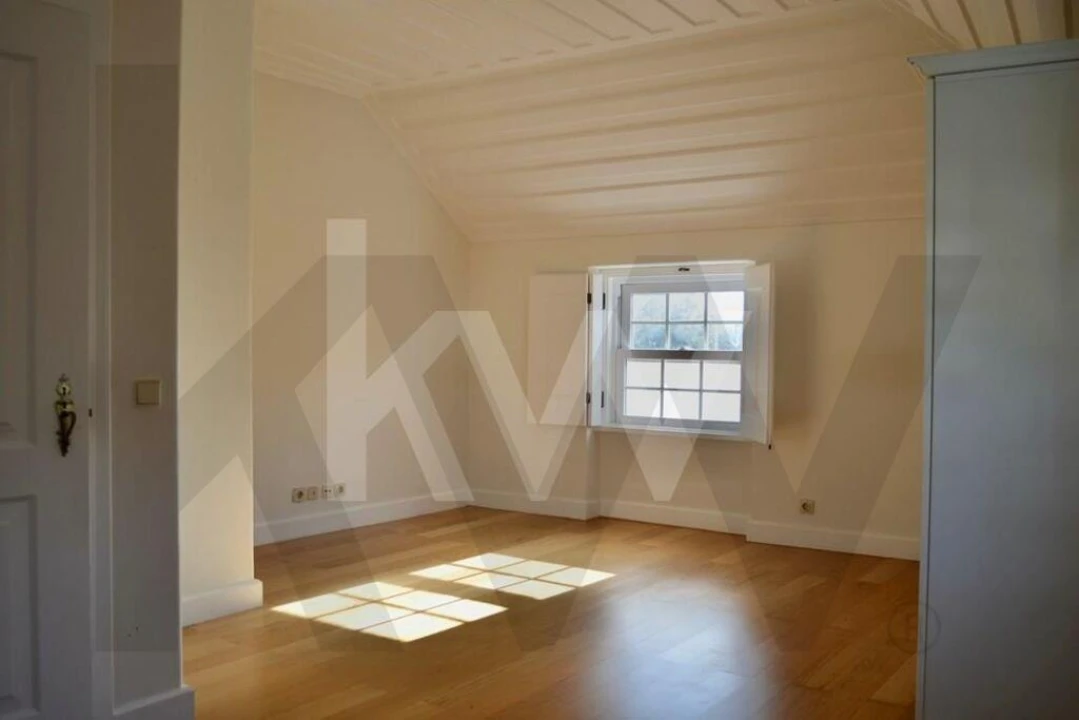 Moradia T4 para Arrendamento em Alcabideche Foto 27