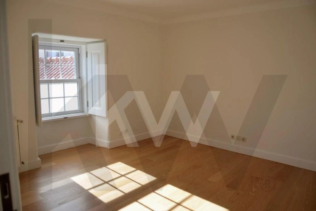 Moradia T4 para Arrendamento em Alcabideche Foto 29