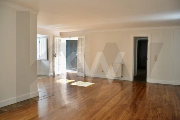 Moradia T4 para Arrendamento em Alcabideche Foto 5