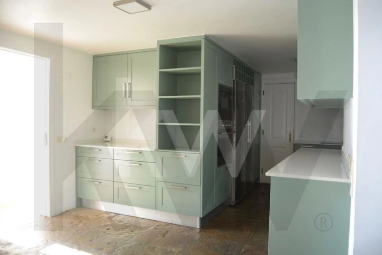 Moradia T4 para Arrendamento em Alcabideche Foto 11